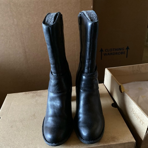 Born NWT Boots 7.5 - Picture 3 of 3